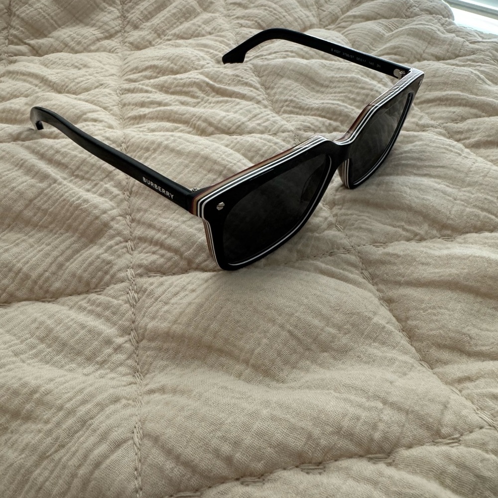 Burberry Black Sunglasses